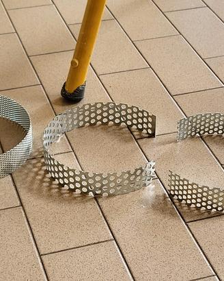 Mulino macina grano turco e cereali vari