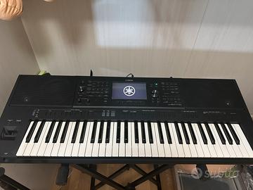 Yamaha psr-sx700