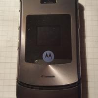 Telefono cell. MOTOROLA RAZR V3i Silver(scatola)