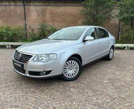 Volkswagen Passat 1.8 16V TSI Comfortline BERLINA 