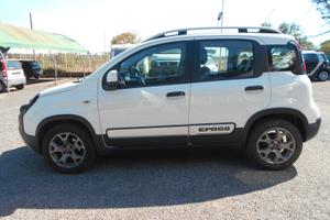 Fiat Panda 1.0 FireFly S&S Hybrid City Cross