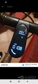 monopattino elettrico Momo design 