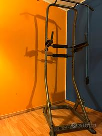 Sbarra multifunzione per trazioni, dip, addome…