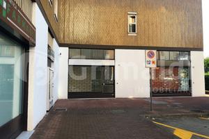 Negozio Opera [Cod. rif 3269132ACG]