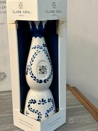 tequila reposada in bott di ceramica clase azul
