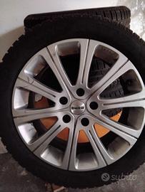 4 cerchioni Momo + pneumatici quasi nuovi