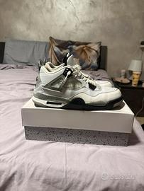 Jordan 4