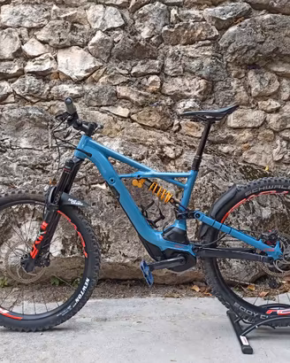 MOUNTAIN E-BIKE SPECIALIZED KENEVO EXPERT - MTB
