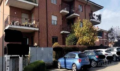 Immobile in asta di 131 m² con 5 locali e box auto