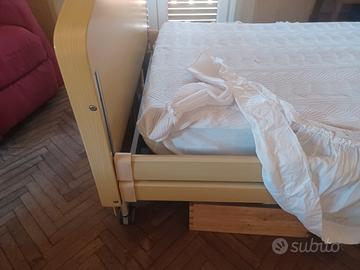 Letto elettrico per persone con difficoltà motorie