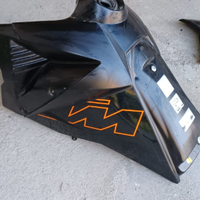 Serbatoio 950 supermoto