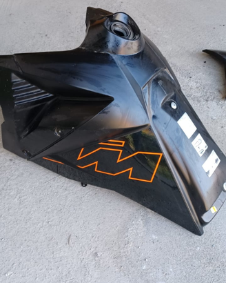 Serbatoio 950 supermoto