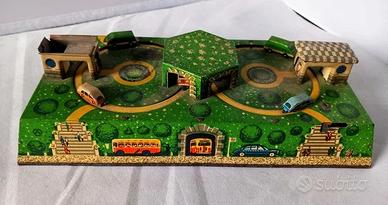 PISTA AUTOMOBILINE DI LATTA ANNI '70 