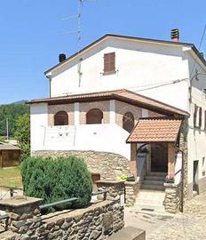 Appartamento a Compiano (PR)