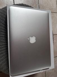 MacBook Air 13.3”