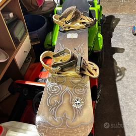 Snowboard più attacchi