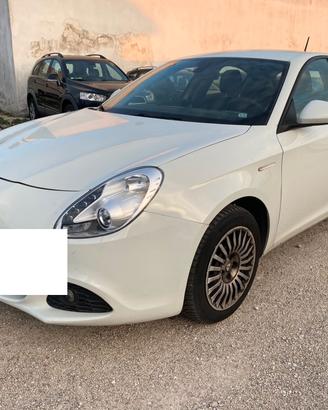 Alfa Romeo Giulietta 1.6 JTDm-2 105 CV Distinctive