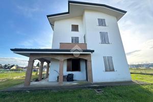 PORZIONE DI BIFAMILIARE A SAN POSSIDONIO