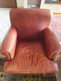 comoda poltrona in vera pelle