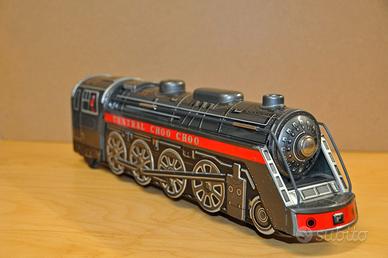 Locomotiva in latta