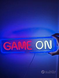 Insegna luminosa led "GAME ON" effetto neon – Nuov