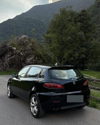 Alfa Romeo 147 1.6 Twin Sparks (ok neopatentati)