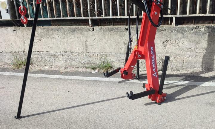 Gru trattore Angeloni MOD GPH 1000 idraulica 990kg