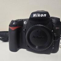 Nikon D90 completa di accessori