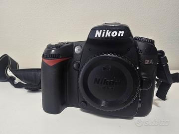 Nikon D90 completa di accessori