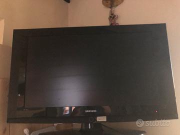 Televisore Sandung 47 pollici