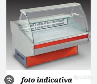 banco frigo e frigo murale 