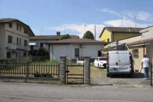 Immobile in asta di 110 m² con 2 locali e box auto