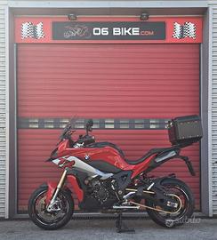 BMW S 1000 XR .