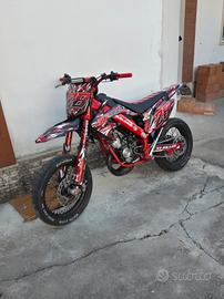 VEND0 O SCAMBi0 HM (solo scooter elaborati)