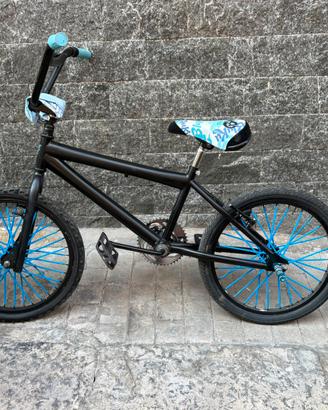 BMX BLACK SHARK 888 Whellie PREZZO TRATTABILE
