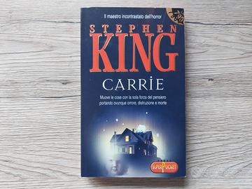 STEPHEN KING  - CARRIE