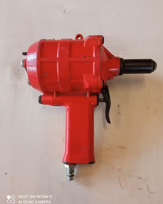 pistola rivettatrice automatica 