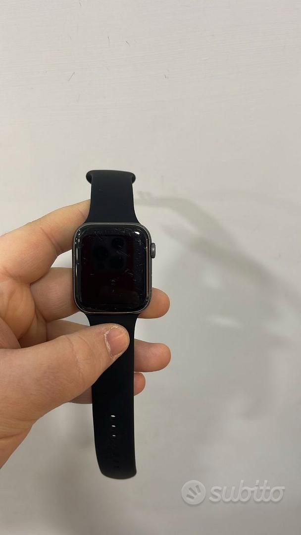 Apple watch serie on sale 4 usato subito
