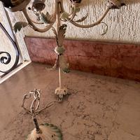 Lampadario in ferro battuto