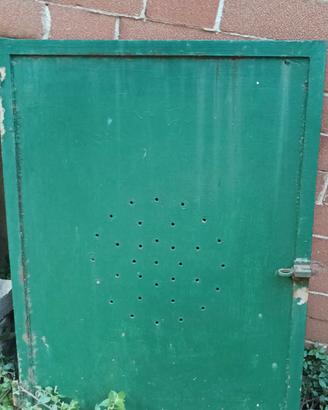 sportello in ferro