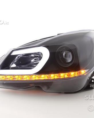 Fari anteriori LED TUBE MERCEDES Class C W204 2011
