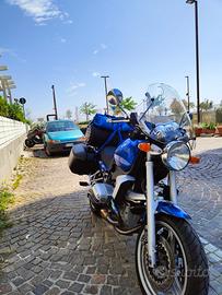 Moto BMW R850R