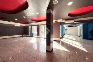 CAPANNONE A LA SPEZIA