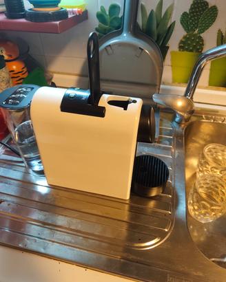 Nespresso DeLonghi Mini essenza en85w bianca