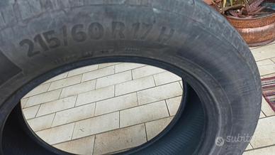 Gomme  Continental dot 2022 215/60/17 estive 