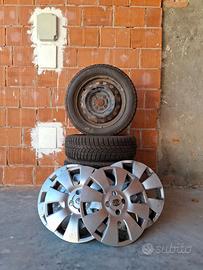 Gomme, Cerchi e Copricerchi Toyota Yaris