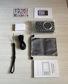 Macchina fotografica compatta