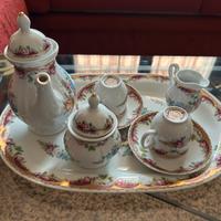 Set in porcellana decorata M.A.B.A. T.Limoges