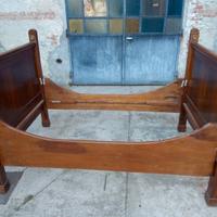 Letto antico un piazza e mezza