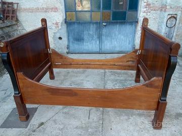 Letto antico un piazza e mezza